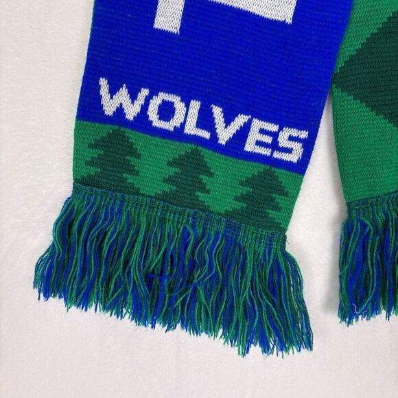 Minnesota Timberwolves Basketball Reversible with Green Trees Winter Scarf Unise - Picture 4 of 8